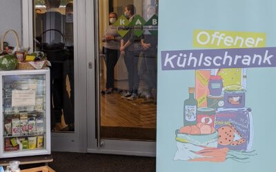 Offener Kühlschrank in Götzis